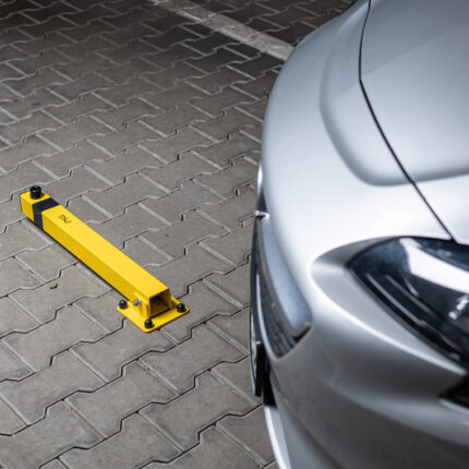 Blokada parkingowa słupek – na kłódkę, żółto-czarna - obrazek 6