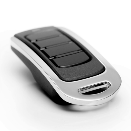 Pilot do bramy PROXIMA BANAN Bi:KLIK, 8-kanałowy, 433.92 MHz, kompatybilny z systemem NICE SMILO - obrazek 3