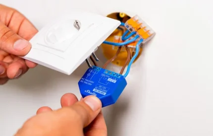 Przekaźnik bezpotencjałowy Shelly Plus 1 WIFI do sterowania bramami - obrazek 4