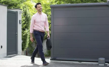 Napęd do bramy przesuwnej - Somfy Slidy Moove 300 - obrazek 3